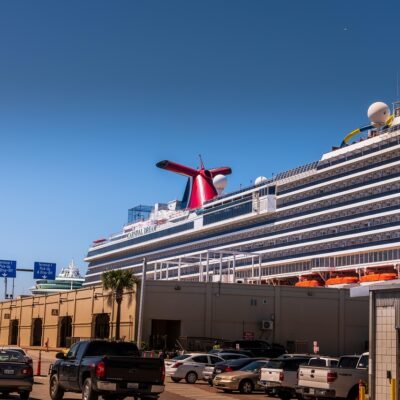 Cruise liner, cruise ship, terminal, port, harbor, cruise lines