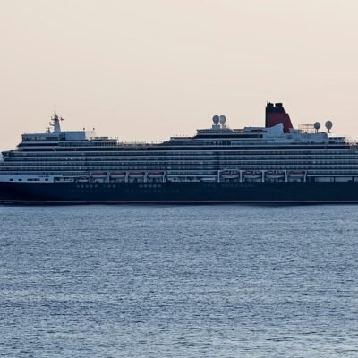 Queen mary 2, ocean liner, ocean, ship, nature, cruise ship